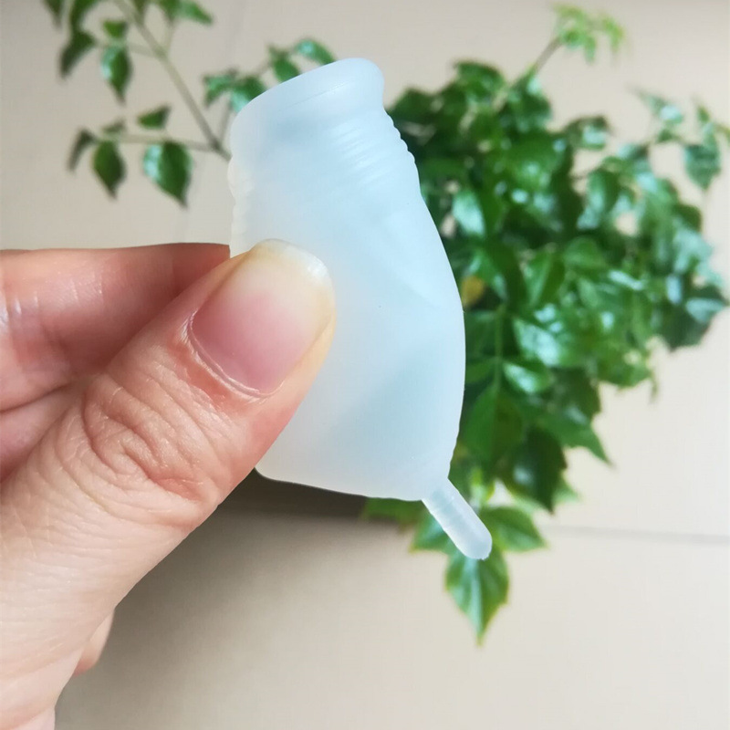 2Pcs Frauen Menstruations Tass – Menstrual Cup Silicone Bewertung und Preis